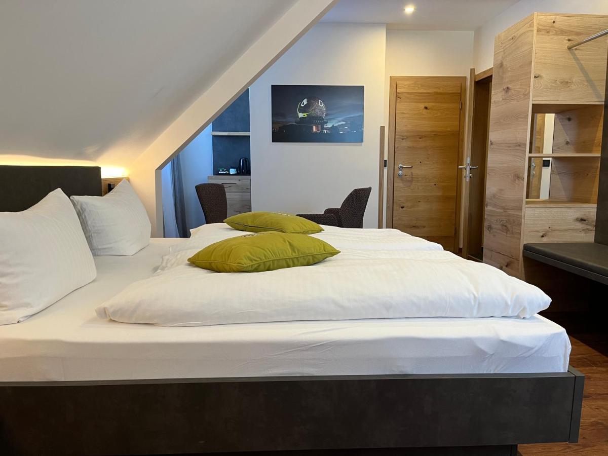 Hotel Gasthof Metzgerei Drei Linden Фульда Екстер'єр фото