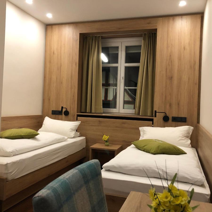 Hotel Gasthof Metzgerei Drei Linden Фульда Екстер'єр фото