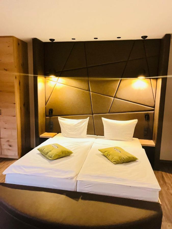 Hotel Gasthof Metzgerei Drei Linden Фульда Екстер'єр фото