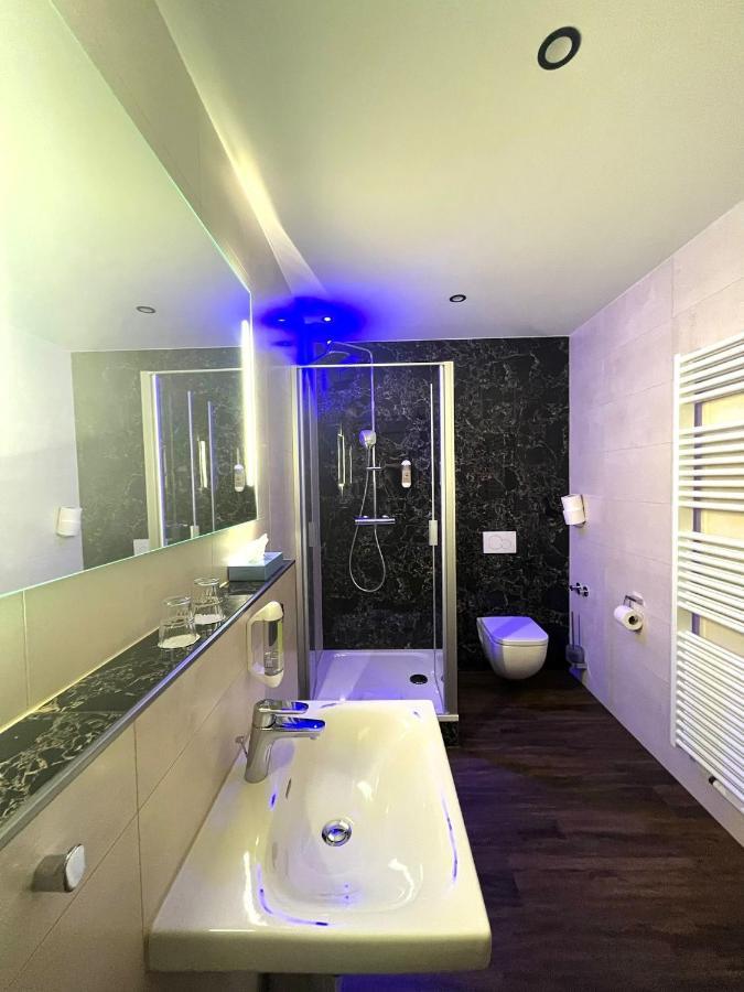 Hotel Gasthof Metzgerei Drei Linden Фульда Екстер'єр фото