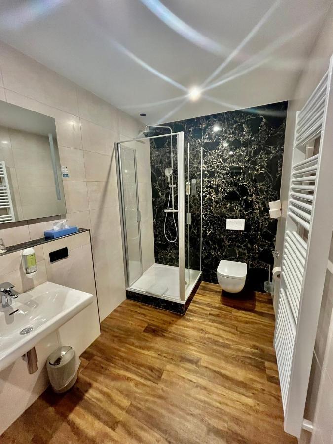 Hotel Gasthof Metzgerei Drei Linden Фульда Екстер'єр фото