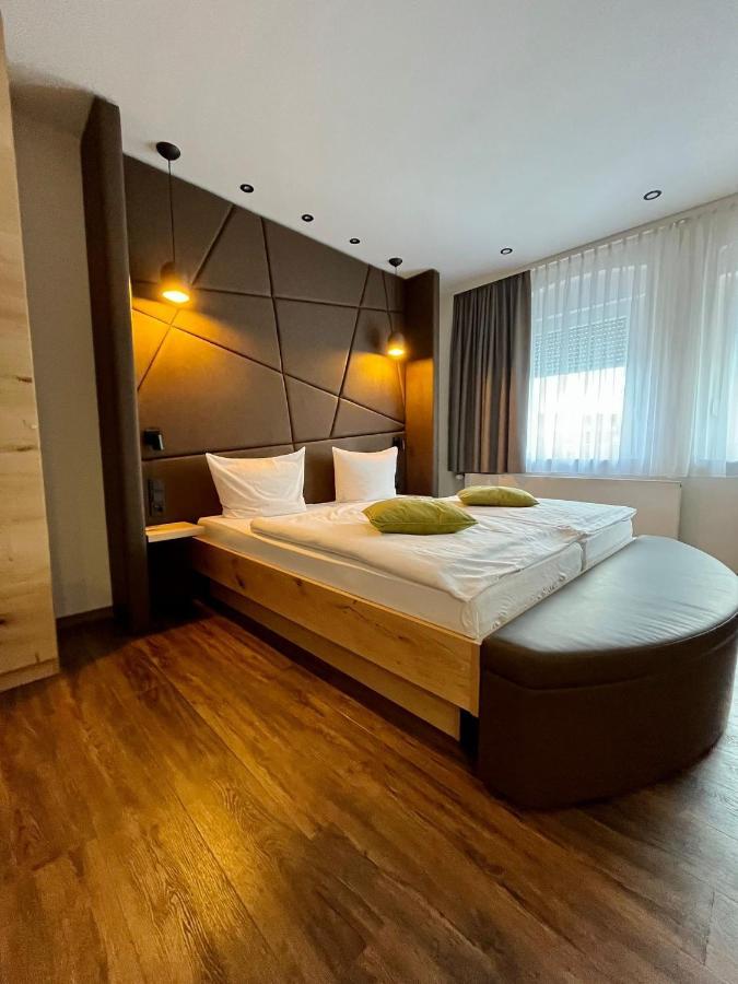 Hotel Gasthof Metzgerei Drei Linden Фульда Екстер'єр фото